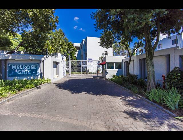 3 BEDROOM APARTMENT FOR SALE IN MELROSE